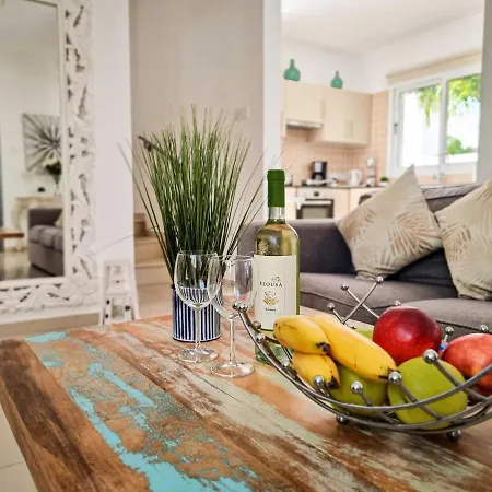 Nissi Magnolia Villa *