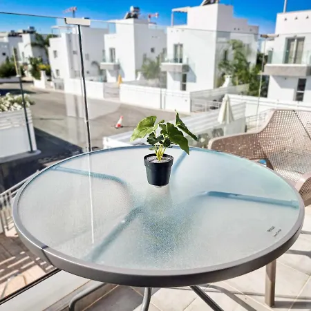 Nissi Magnolia Villa *