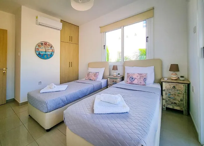 Βίλα Nissi Magnolia *