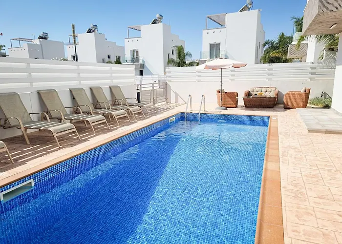 Βίλα Nissi Magnolia