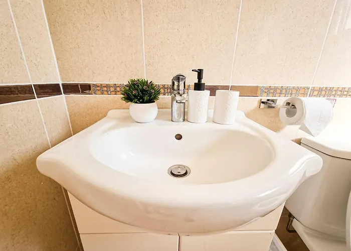 Nissi Magnolia * Αγία Νάπα